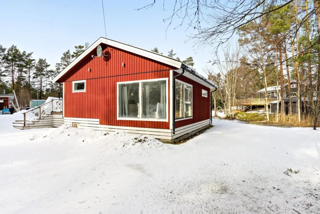 14. Ommalning av fasad villa Uppsala Norby 1536x1024